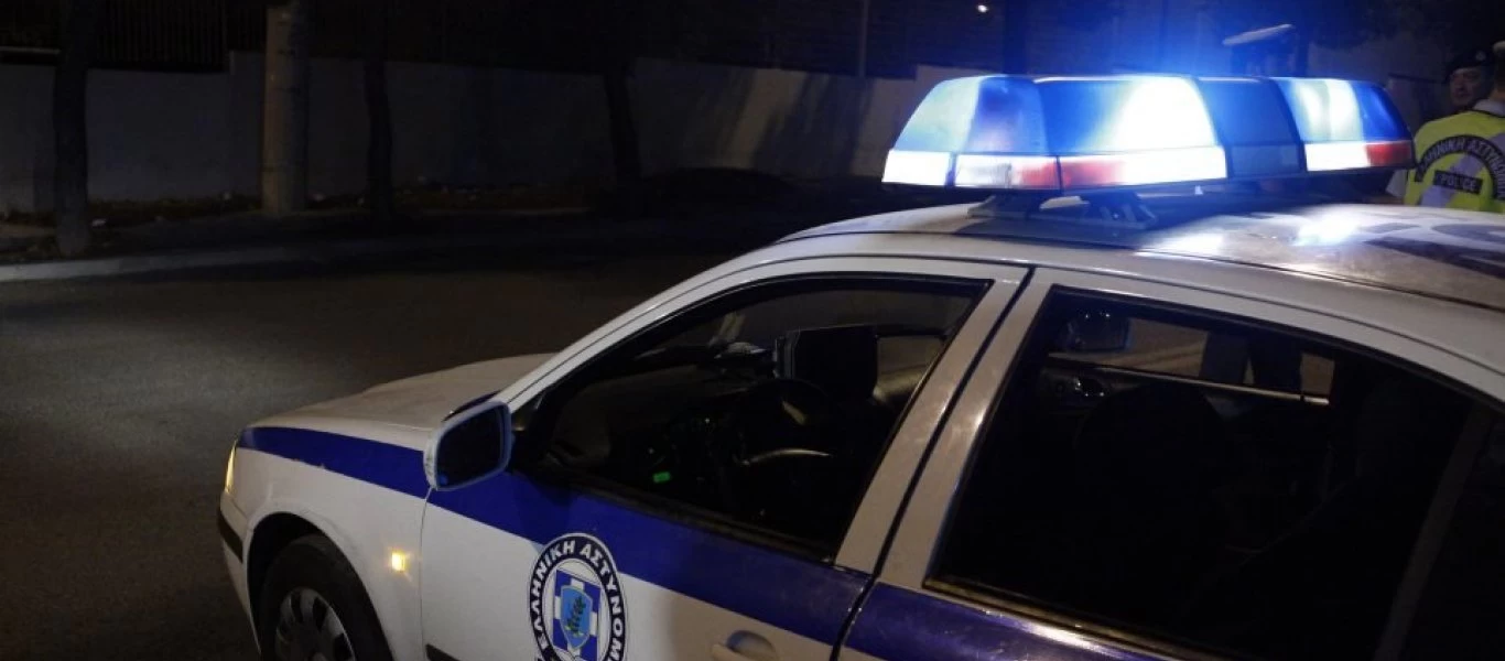 Ηττημένη χώρα; - Πακιστανός επιτίθεται σε εφήβους μέσα στο τραμ στο Παλαιό Φάληρο!